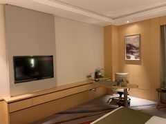 -苏州汇融广场假日酒店