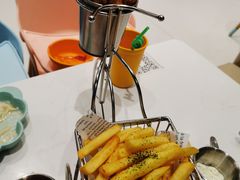 -KIDults童伴儿亲子餐厅(达美中心广场店)
