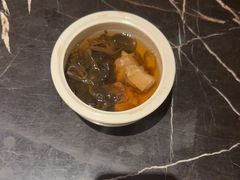 -半岛翡丽海鲜自助餐厅(观风亭店)