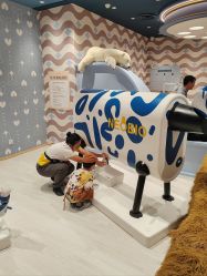 -奈尔宝家庭中心·亲子早教·派对餐厅(北京东坝万达店)