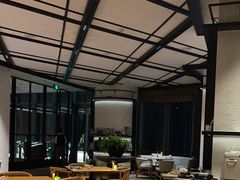 -瑰丽酒店·海吧·天际下午茶·现场DJ·天台酒吧