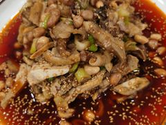 -石磨豆花家常菜·牦牛排土火锅