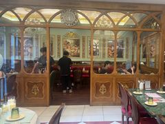 -秘密旅行Bonjour(黑金冠 江南西店)