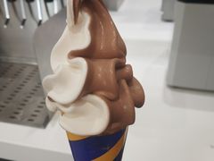 双色冰激凌-宜家·瑞典食品屋(四元桥店)