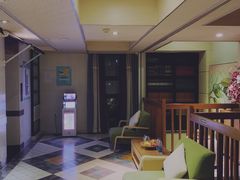 -喜鹊愉家酒店(郑州曼哈顿博览中心地铁站店)