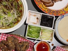 -邑金陵北京烤鸭店·现炒家常菜(ITC MALL店)