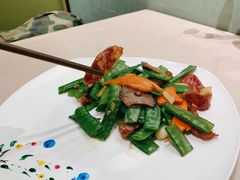 -有米猪港式餐厅