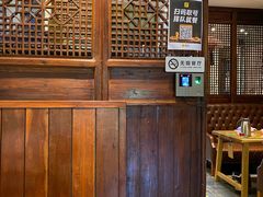 -泉畔人家·老济南经典鲁菜(大明湖店)