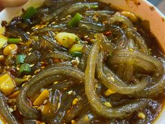 -八一路好吃街(雨田商务大厦店)