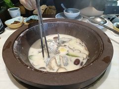 -鲜念蒸汽石锅鱼(红山6979店)