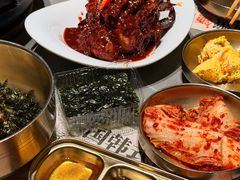 -草家酱蟹炭火烤肉店(珲春南路一店)