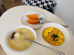 -乐禧母婴全自营月嫂(宝山店)