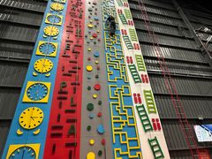 -极限PLAY运动娱乐新世界·团建派对潮玩休闲馆·室内蹦极高空游乐园