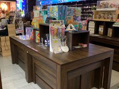 -新华书店(新街口旗舰店)