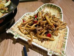 香酥茶树菇-老妈私房鱼头(欧洲城店)