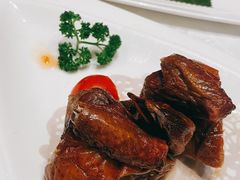 金牌乳鸽-麒茗餐厅·粤菜·宴会厅·海鲜(锦绣路店)