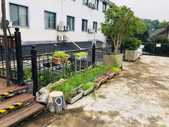 -鲜屋惟曼酒店(西湖宋城九溪店)