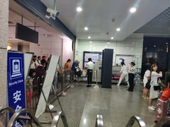 -浦东1号2号航站楼(地铁站)