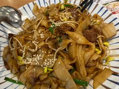 干炒牛河-新世界餐厅(万达店)