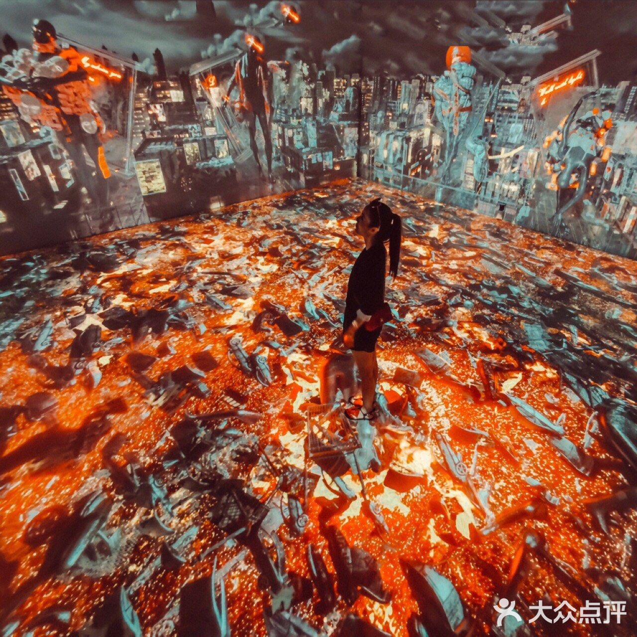 【V玩上海】比网红展更值得看沉浸式群展