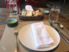 -Carbon莫卡哆·意大利复古集市餐厅(杭州大厦店)