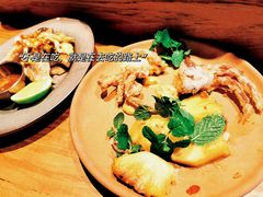 炸软壳蟹配烤凤梨色拉-SHAN山(前滩太古里店)