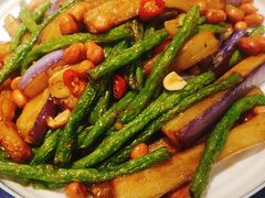 茄子炒豇豆-咪咪川菜(太乙路店)