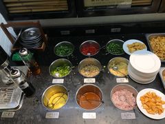 -六少·猪肚包鸡火锅(卓悦INTOWN店)