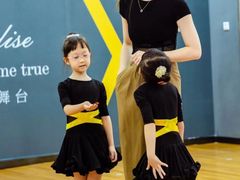 -港龙舞蹈·成人少儿舞蹈培训(深圳湾校区)