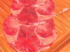 -牛YO寿喜烧·铁板烧和牛火锅自助(市府恒隆店)