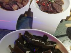 麻椒海带结-多嘴肉蟹煲(万达店)