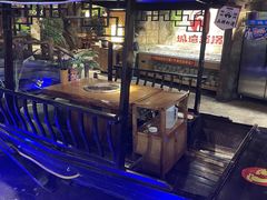 -城墙拐拐火锅(三峡广场黑金冠店)