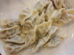 -东北四季饺子王(华山路店)