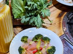 -亮欢寨酸汤鱼(沙冲路店)