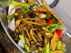纸锅茶树菇-阿婆农家菜(车墩店)