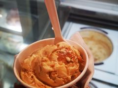 花生酱脆粒冰淇淋-哈根达斯(陆家浜路店)
