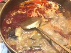 -毛肚向右·川渝毛肚王(经开永旺店)