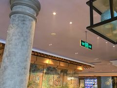 -八府香鸭·啫啫煲(华山路店)