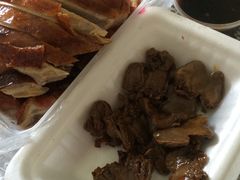 -晶牌烤鸭(延吉东路557弄小区店)
