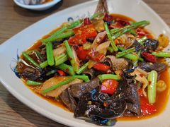 -肖四女乐山跷脚牛肉(世博源店)