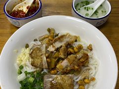 桂林卤菜米粉-牛八宝桂林米粉(八里庄店)