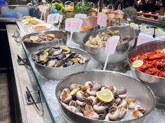 -飨食汇全日制餐厅·昆山皇冠假日酒店(九方店)