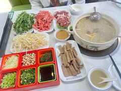 -清真·马坡烧烤涮牛肚·酸浆火锅(新区总店)