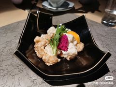 -穹六人间 people 6(岳阳路店)