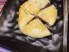 -香巴拉云南餐厅(华莱坞店)