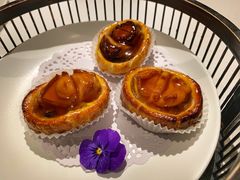 一口鲍鱼酥-三号黄浦会Canton Table