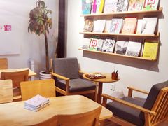 -猫的天空之城概念书店(杭州南宋御街店)