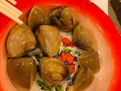 -鲜入围煮花胶鸡海鲜火锅