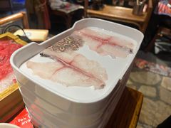 -老牌坊云南鱼豆花火锅(爱建店)