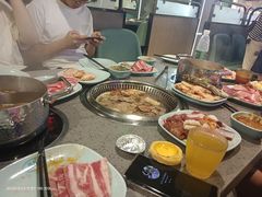 -金滏山烤肉·海鲜·火锅自助餐厅(襄阳万达店)